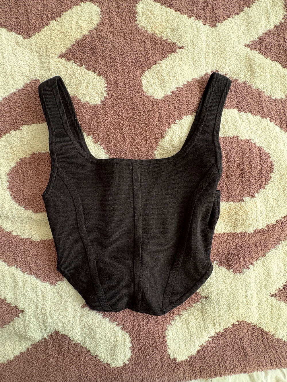Aritzia Black Structured Crop Tank